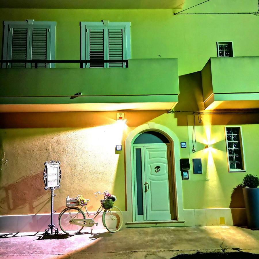 Il Giardino Nascosto Bed & Breakfast Portopalo Di Capo Passero Exterior photo